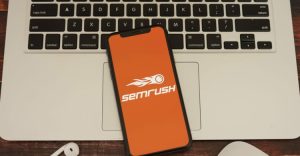 ابزار بررسی سئو SEMrush